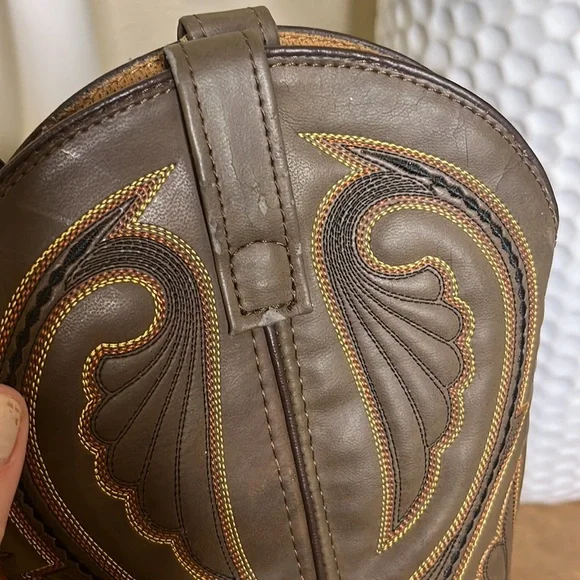 Laredo Women’s 6.5 cowgirl boots. - Picture 6 of 7